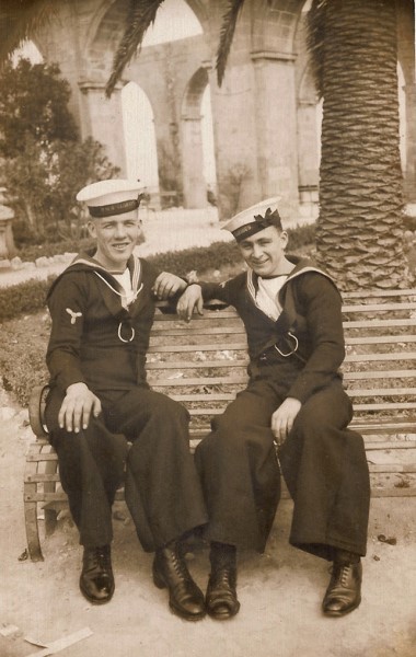 Eric (left) with colleague Bill Richards in Valletta, 02/03/38